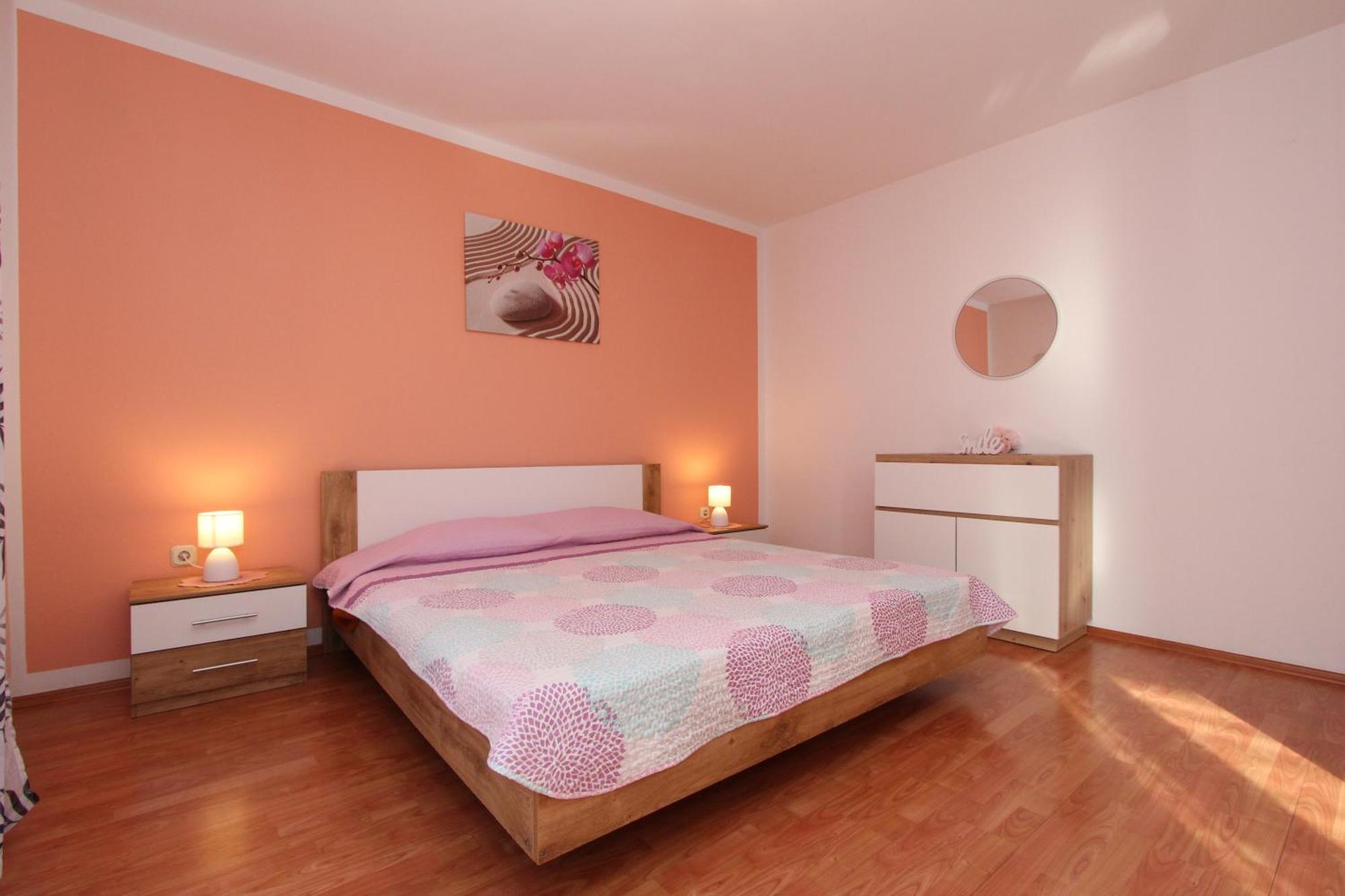 Rooms And Apartment Sanja Ровин Екстериор снимка